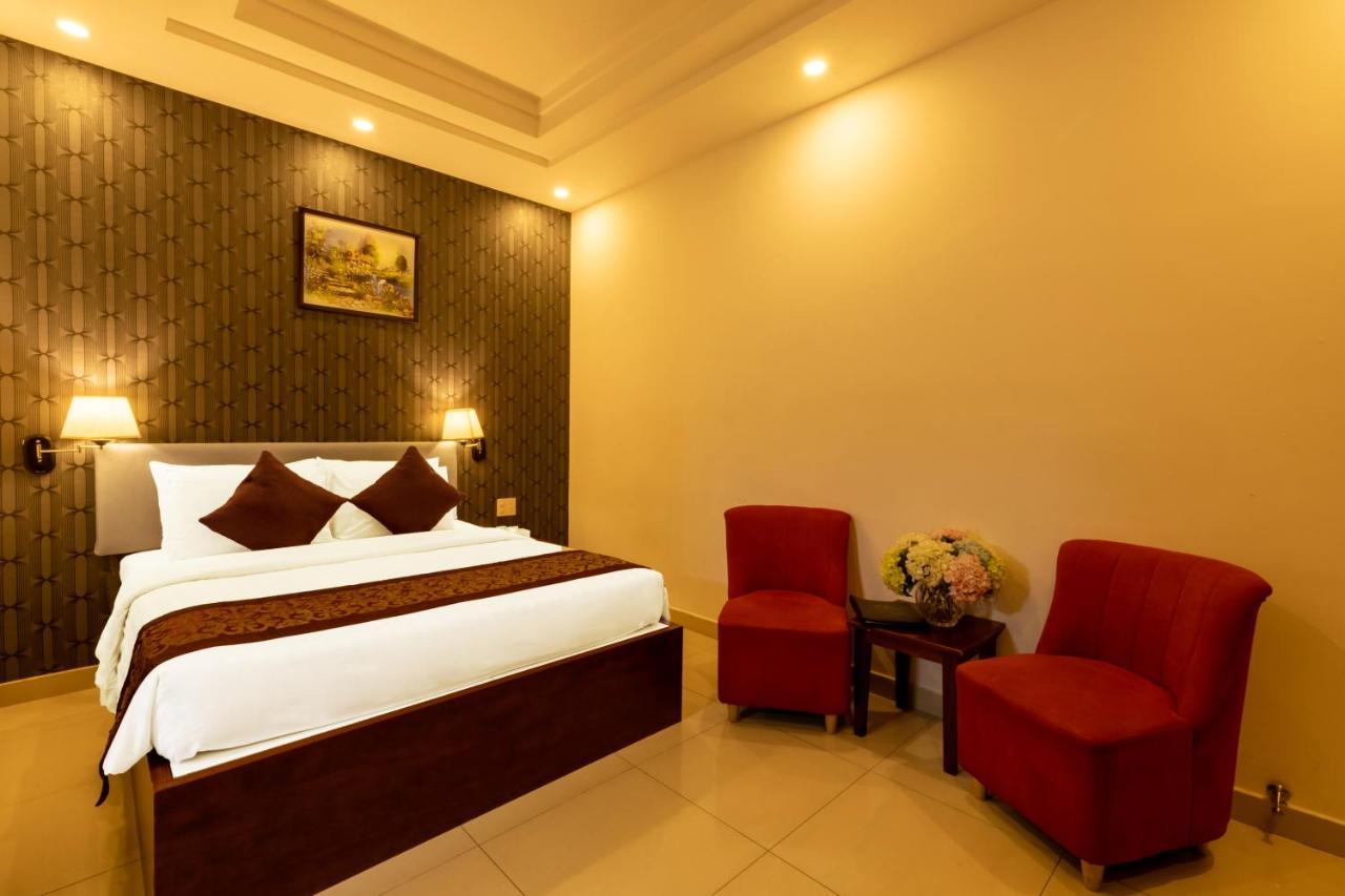 Airport Saigon Hotel - Gan Am Thuc Dem Cho Pham Van Hai Ho Chi Minh-staden Exteriör bild