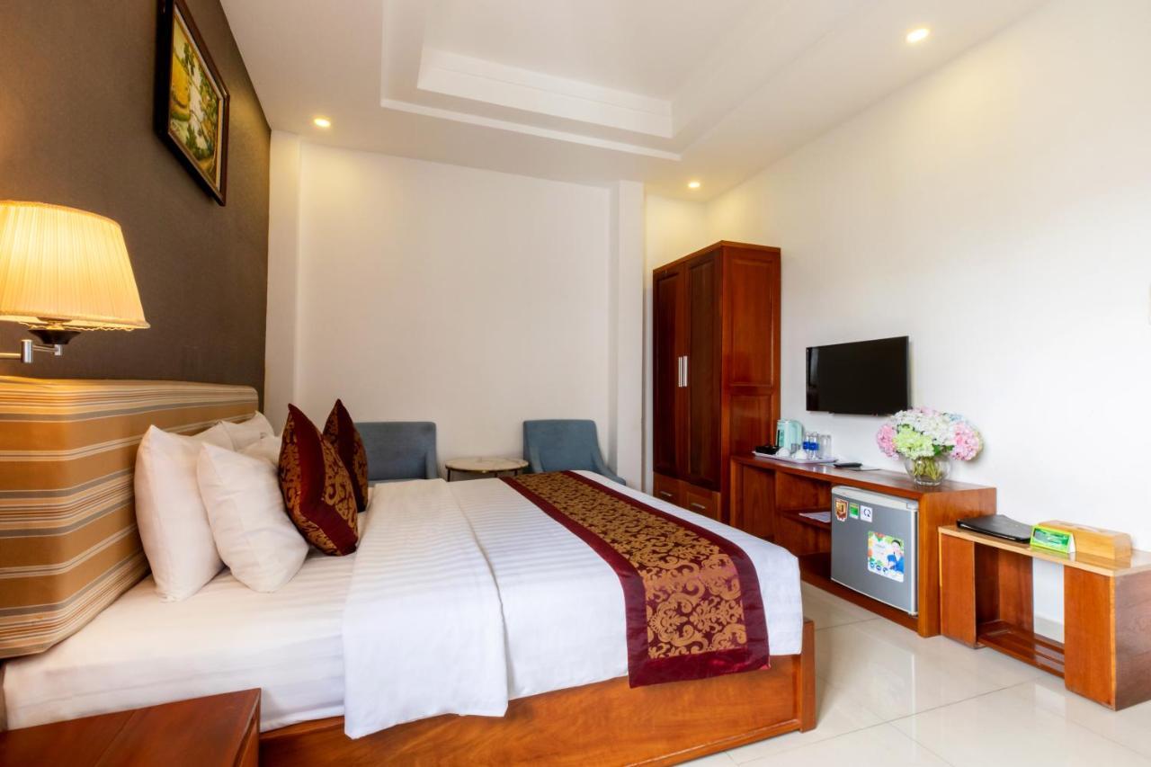 Airport Saigon Hotel - Gan Am Thuc Dem Cho Pham Van Hai Ho Chi Minh-staden Exteriör bild