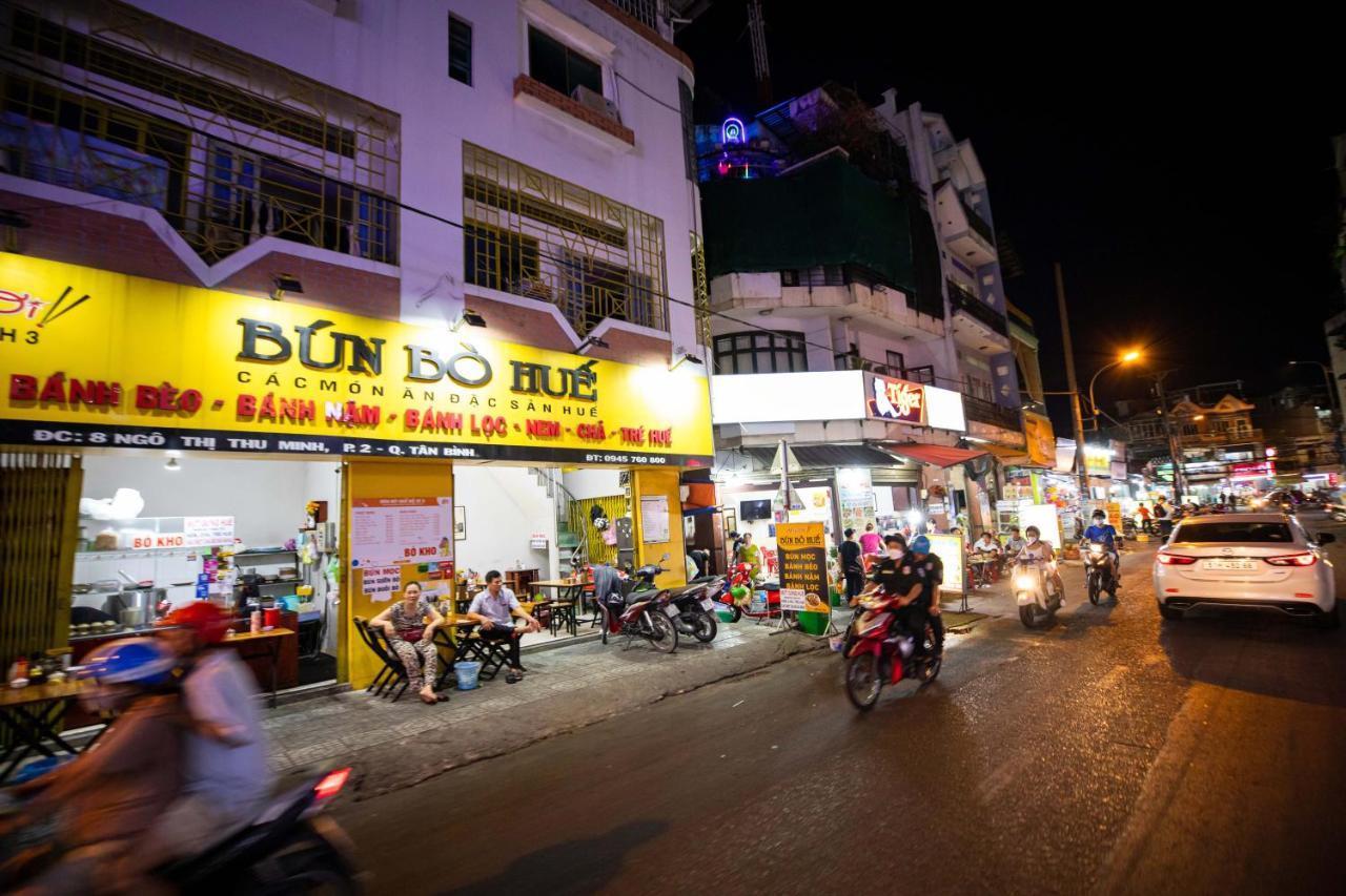 Airport Saigon Hotel - Gan Am Thuc Dem Cho Pham Van Hai Ho Chi Minh-staden Exteriör bild