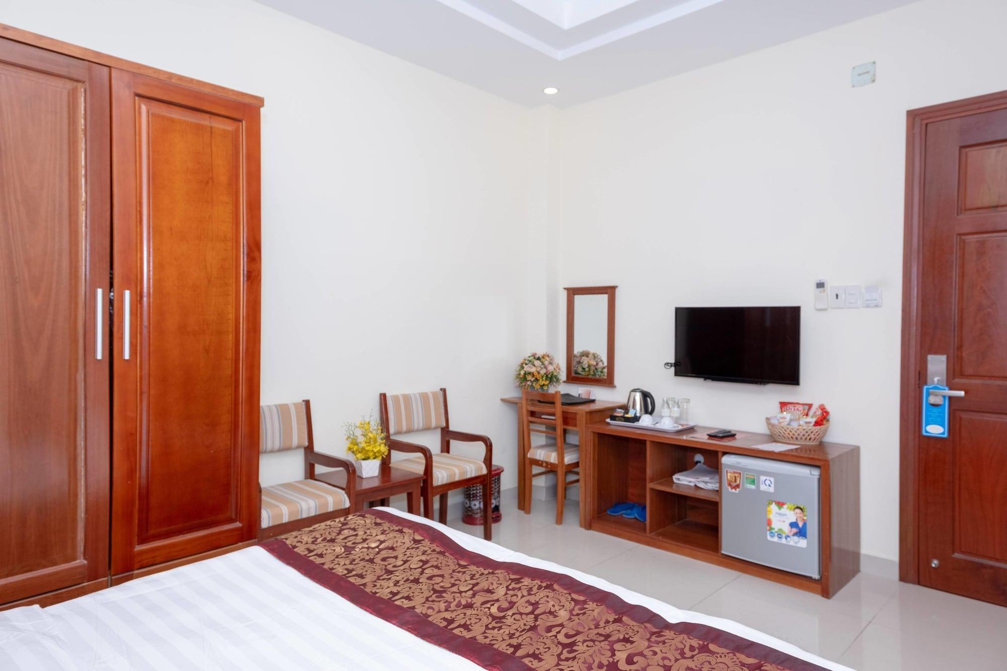 Airport Saigon Hotel - Gan Am Thuc Dem Cho Pham Van Hai Ho Chi Minh-staden Exteriör bild